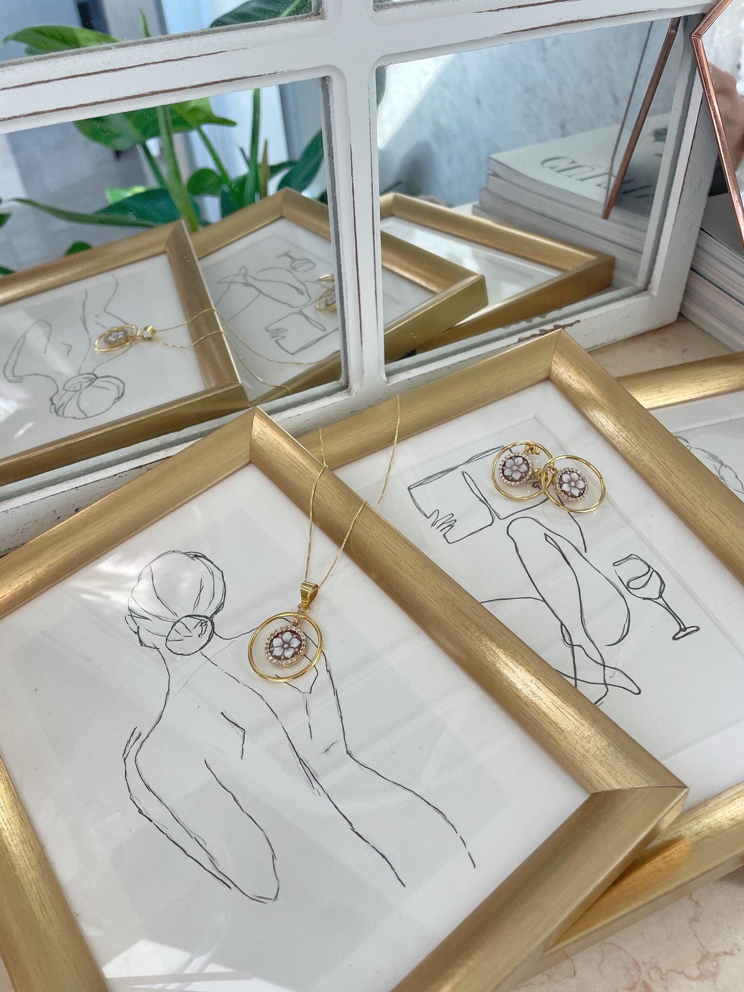 18K Gold Cameo Earrings, hoop earrings, anniversary, bridal jewelry, made in Italy, minimalistic earrings, jewelry set, stud earrings, Cameé