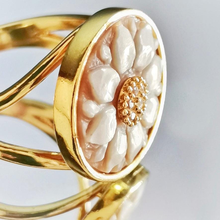 Cameo Ring, handmade gift, MADE IN ITALY, 18K gold ring, floral ring, wedding, minimalistic ring, unique bridal jewelry, waterproof ring