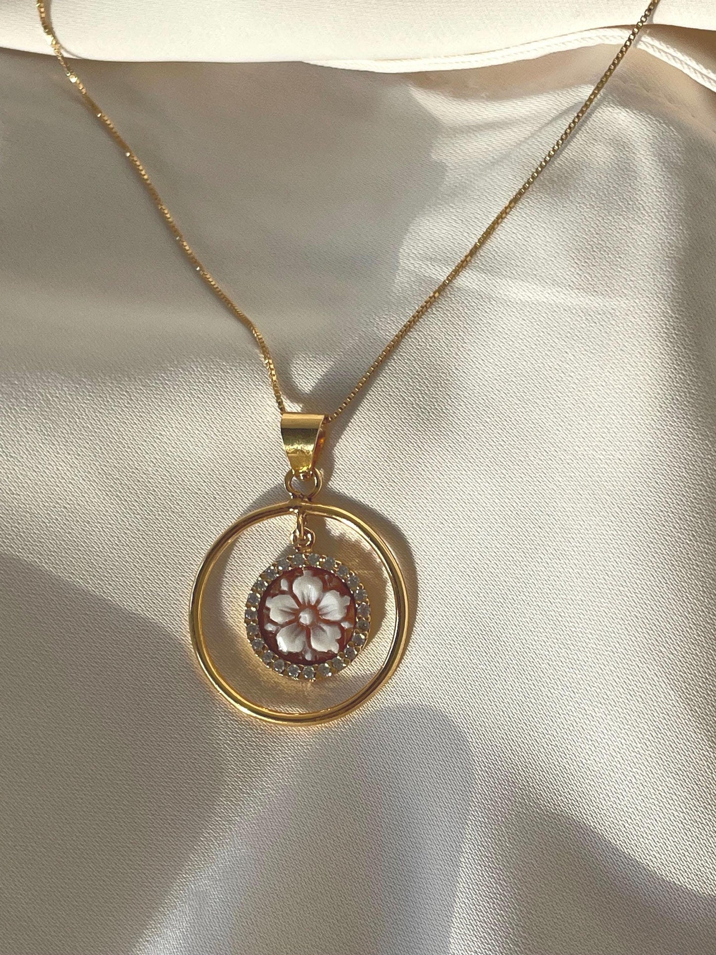 Floral Cameo necklace, minimalistic dainty necklace, gold jewelry, gift for her, made in Italy, bridal jewellery, wedding gift, personalised