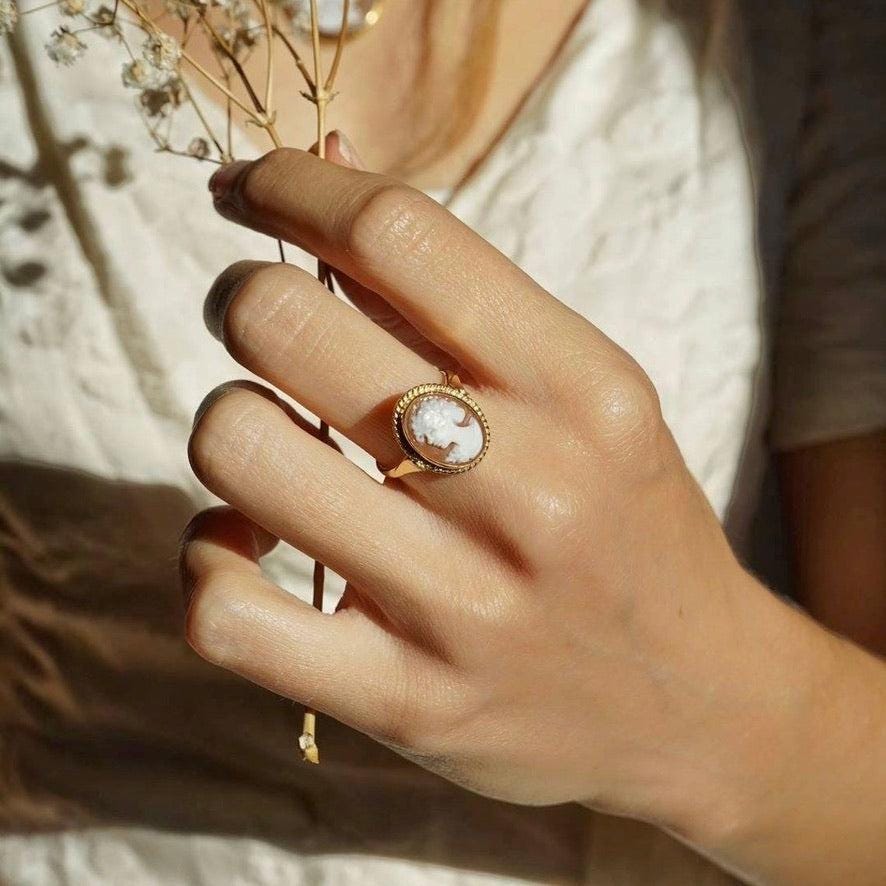 18k Gold Cameo Ring, waterproof ring, silver sterling, made in Italy, adjustable ring, mom gift, sea shell cameo, gift for her, shell cameo