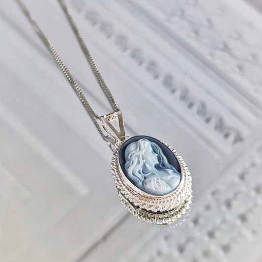 Blue cameo necklace, silver sterling 925, made in Italy, personalised gift for her, blu agate, victorian vintage, gifts under 100, fall gift