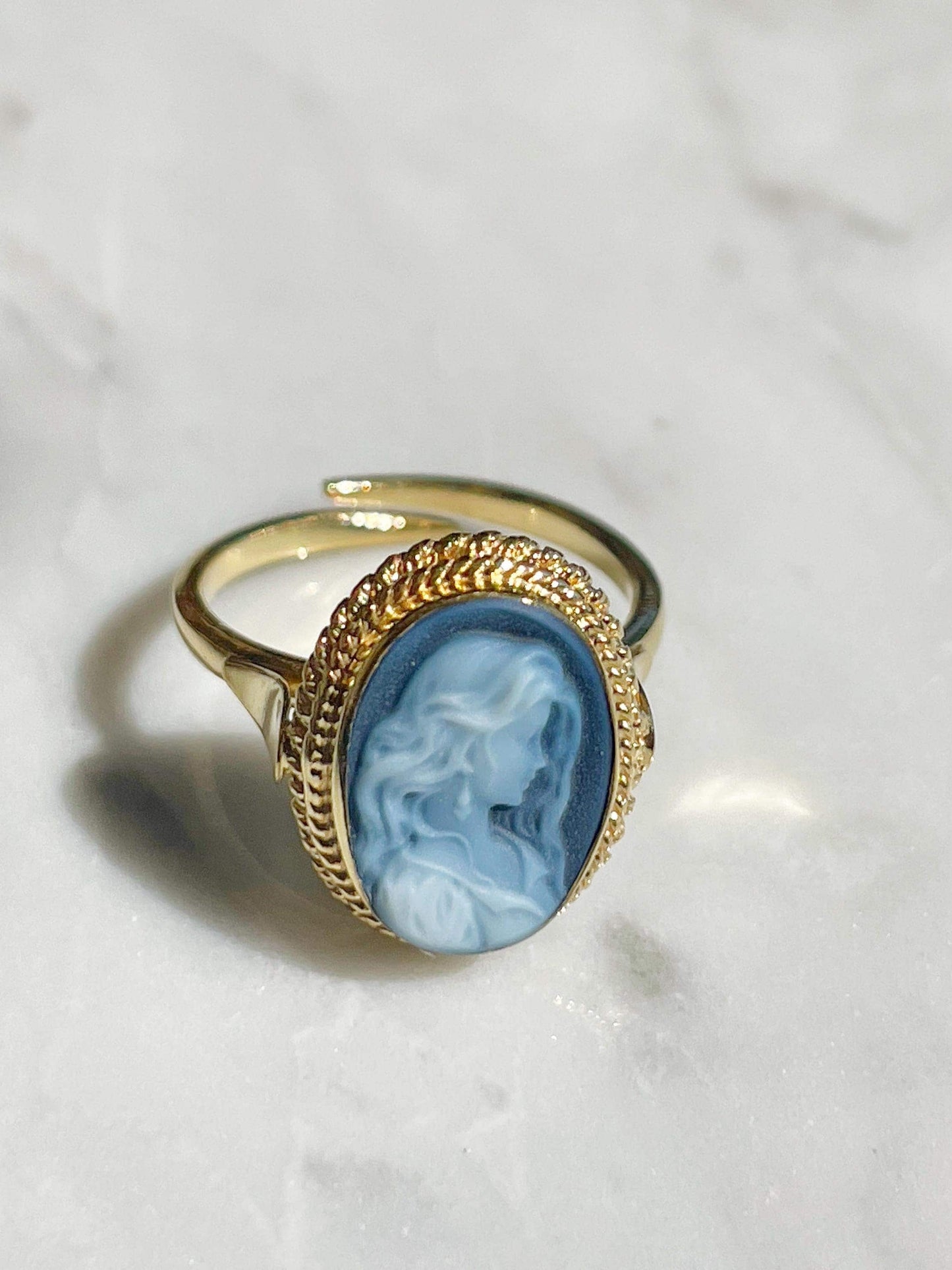 Blue cameo ring, 18k gold plated, silver sterling 925 ring, gift for her, made in Italy, gift for mother, gold cameo ring, wedding fall,