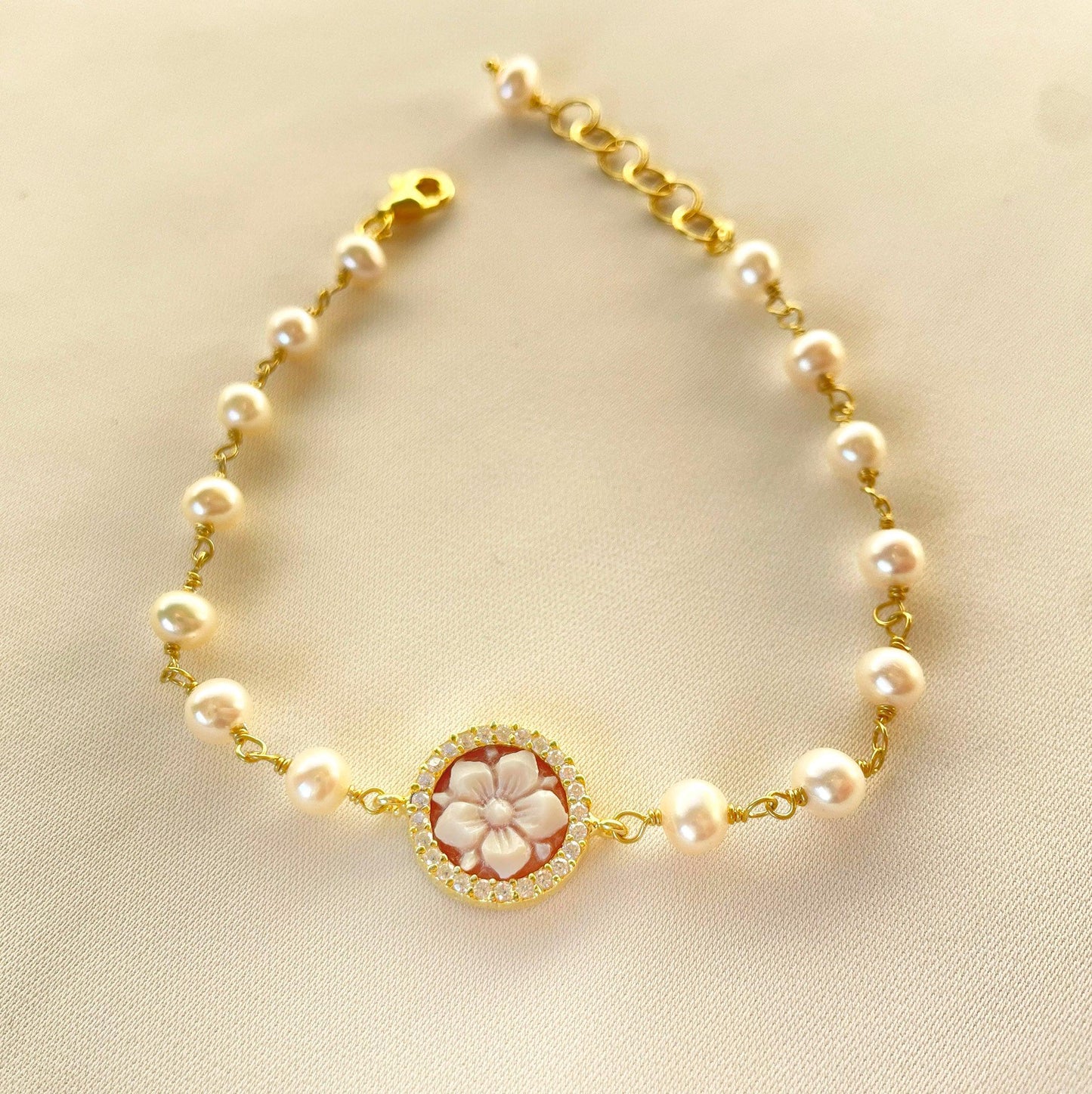 Cameo pearl bracelet, birth month flower, anniversary, minimalist pearl bracelet, personalised jewelry, jewelry gift set, bridal jewelry,