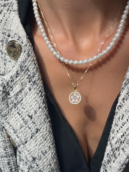 Elisa Cameo Necklace