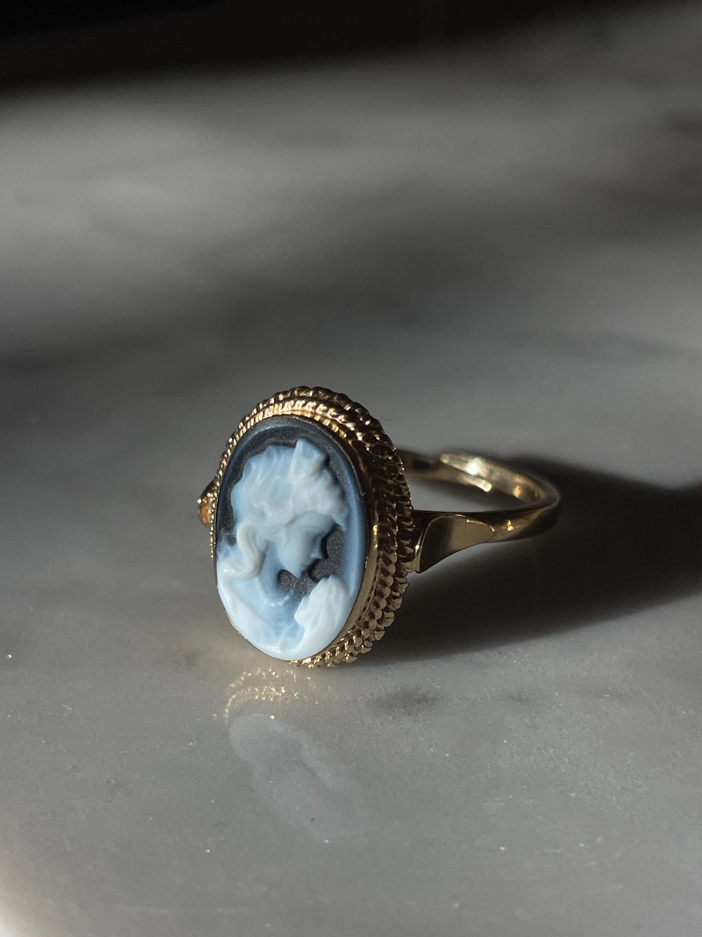 Mother & Child cameo ring, Blue cameo, adjustable ring, 18kt gold ring, gift for mom, ITALY, Jesus and Mary, baby Jesus ring, virgin Mary
