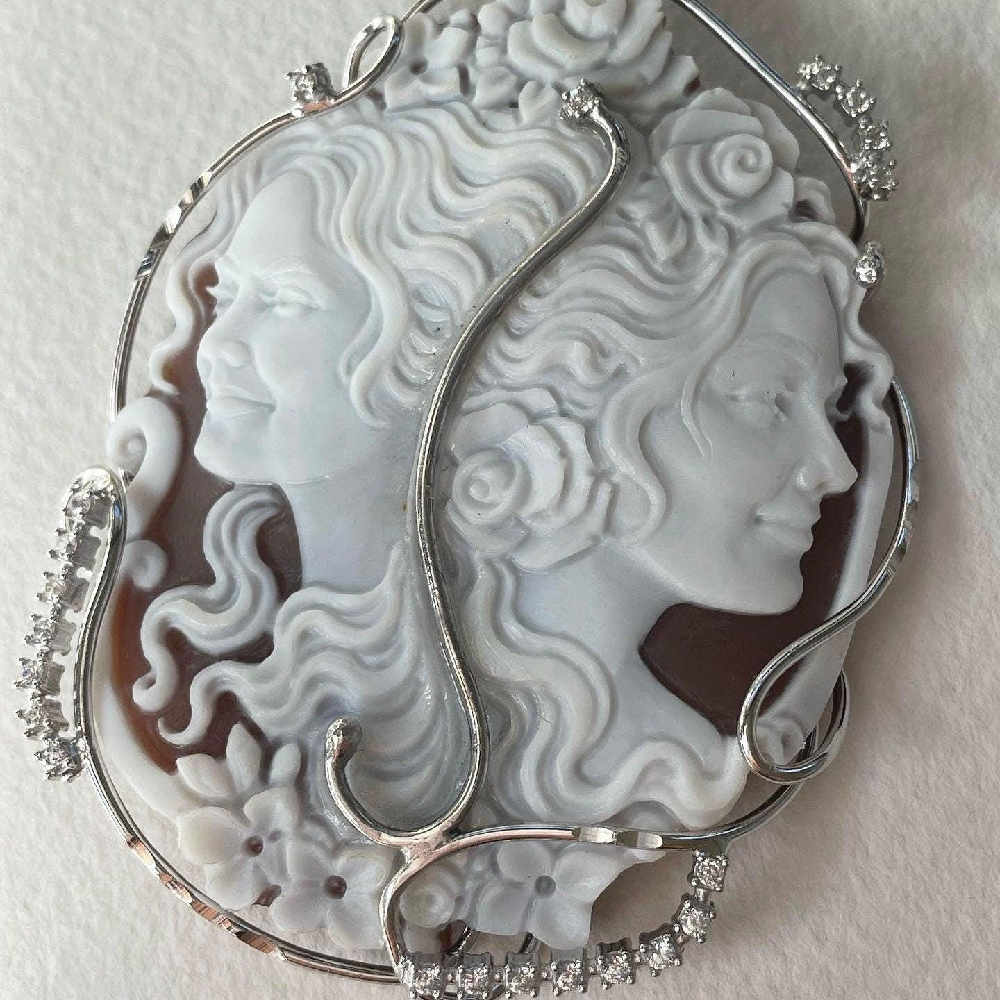 Custom Family Portrait Cameo Necklace, Handcrafted Italian Seashell Jewelry