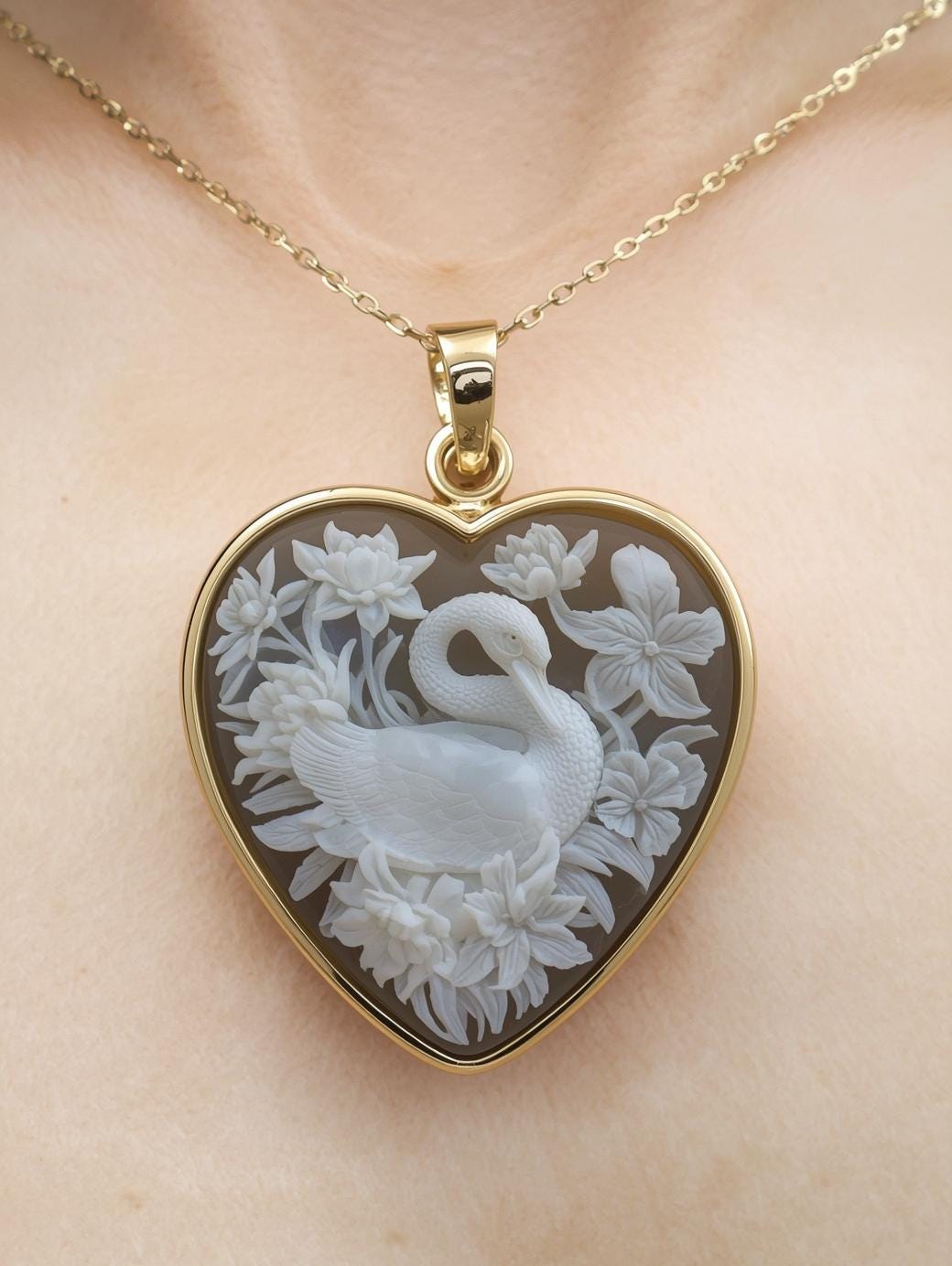 Floral Swan Cameo