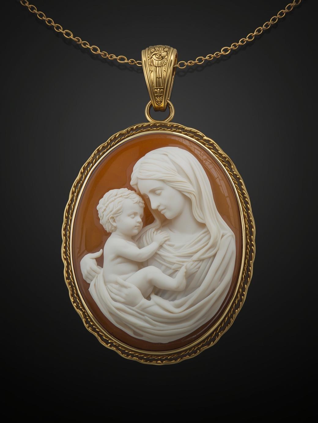 Virgin Mary Cameo Necklace, Christian Pendant, baby Jesus jewelry, 18k Gold Chain Necklace