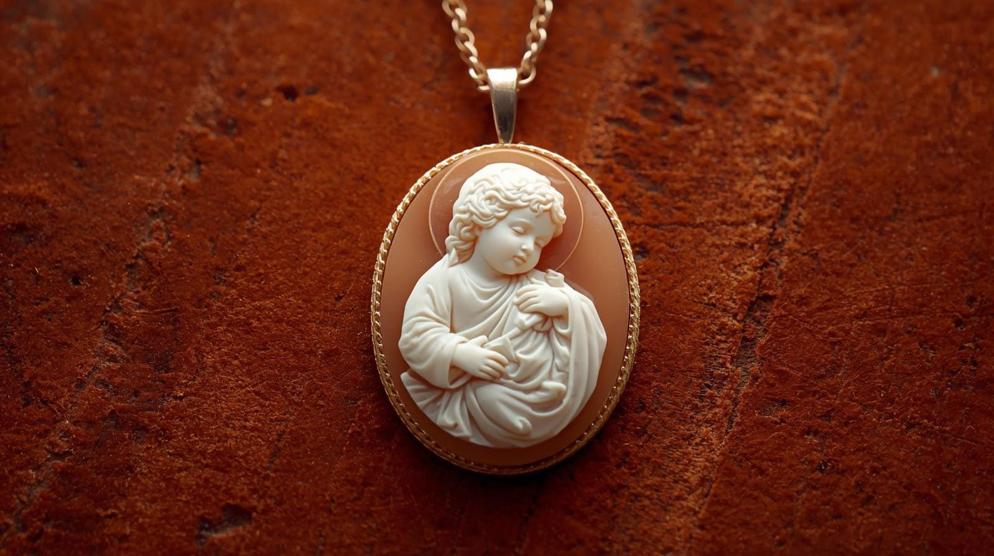 Virgin Mary Cameo Necklace, Christian Pendant, baby Jesus jewelry, 18k Gold Chain Necklace