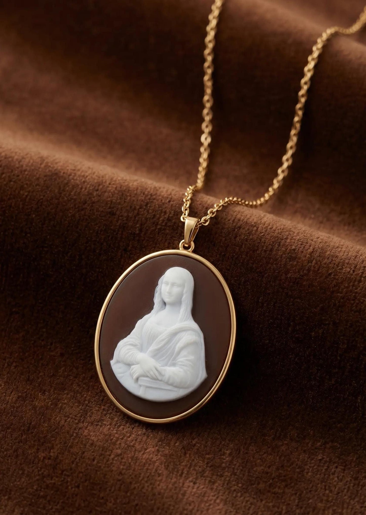The Mona Lisa Inspired Cameo Necklace