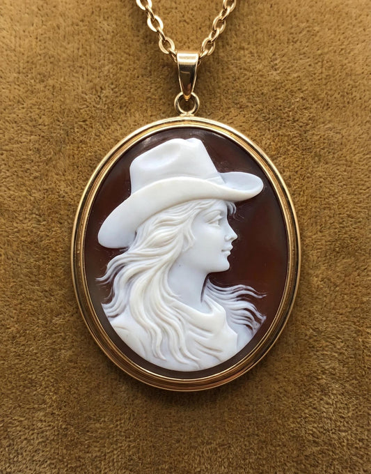 COWGIRL Portrait Cameo - Personalisable