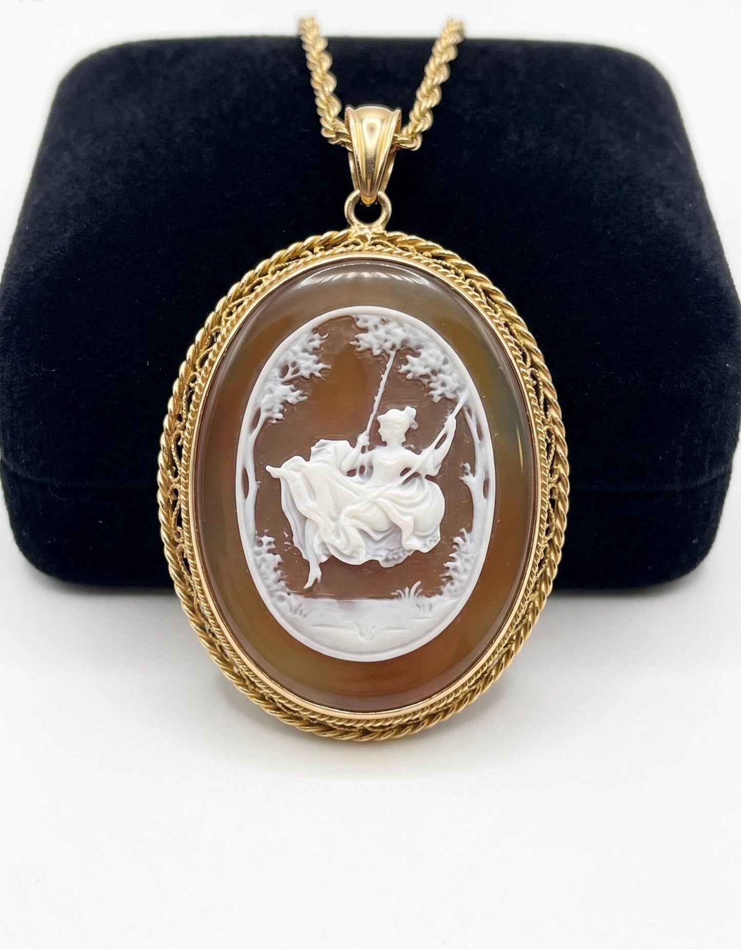 Jean-Honoré Fragonard, 'The Swing' Cameo Necklace