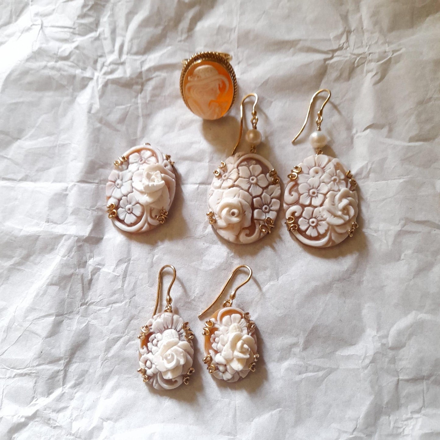 "Water Lilies" Cameo necklace