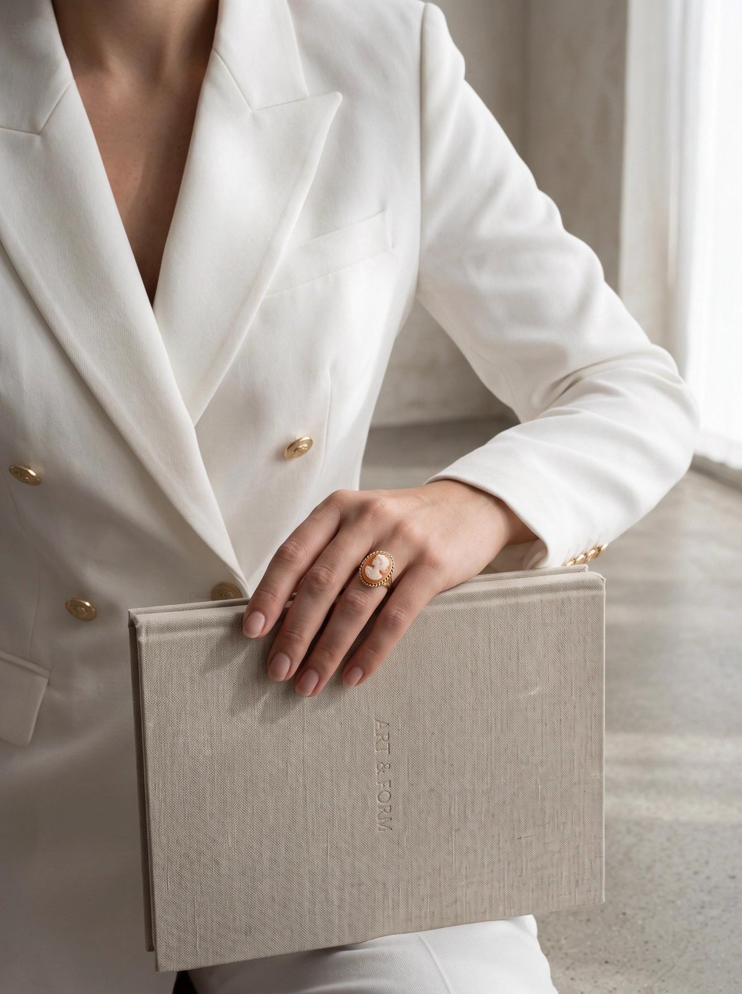 Gold Cameo Ring